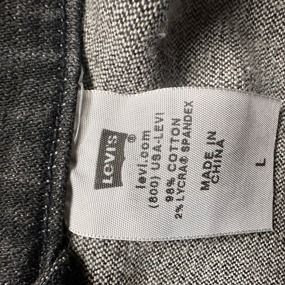 Levi’s faded Black Denim jacket. - Picture 4 of 7